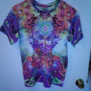 SPACE TRIBE UV ACTIVE T SHIRT PREOWNED.